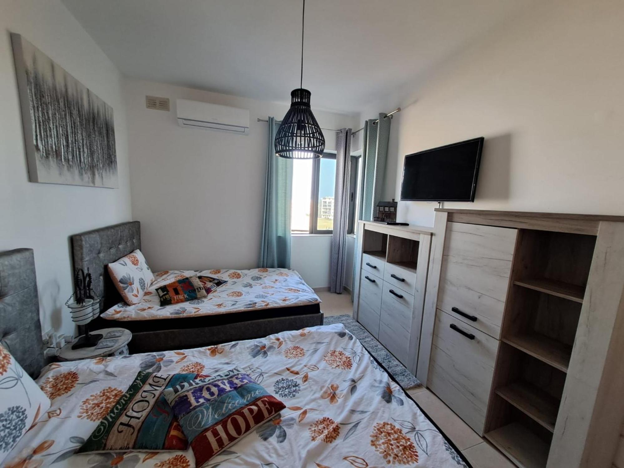 Sunshine Court Budget St. Paul's Bay Luaran gambar