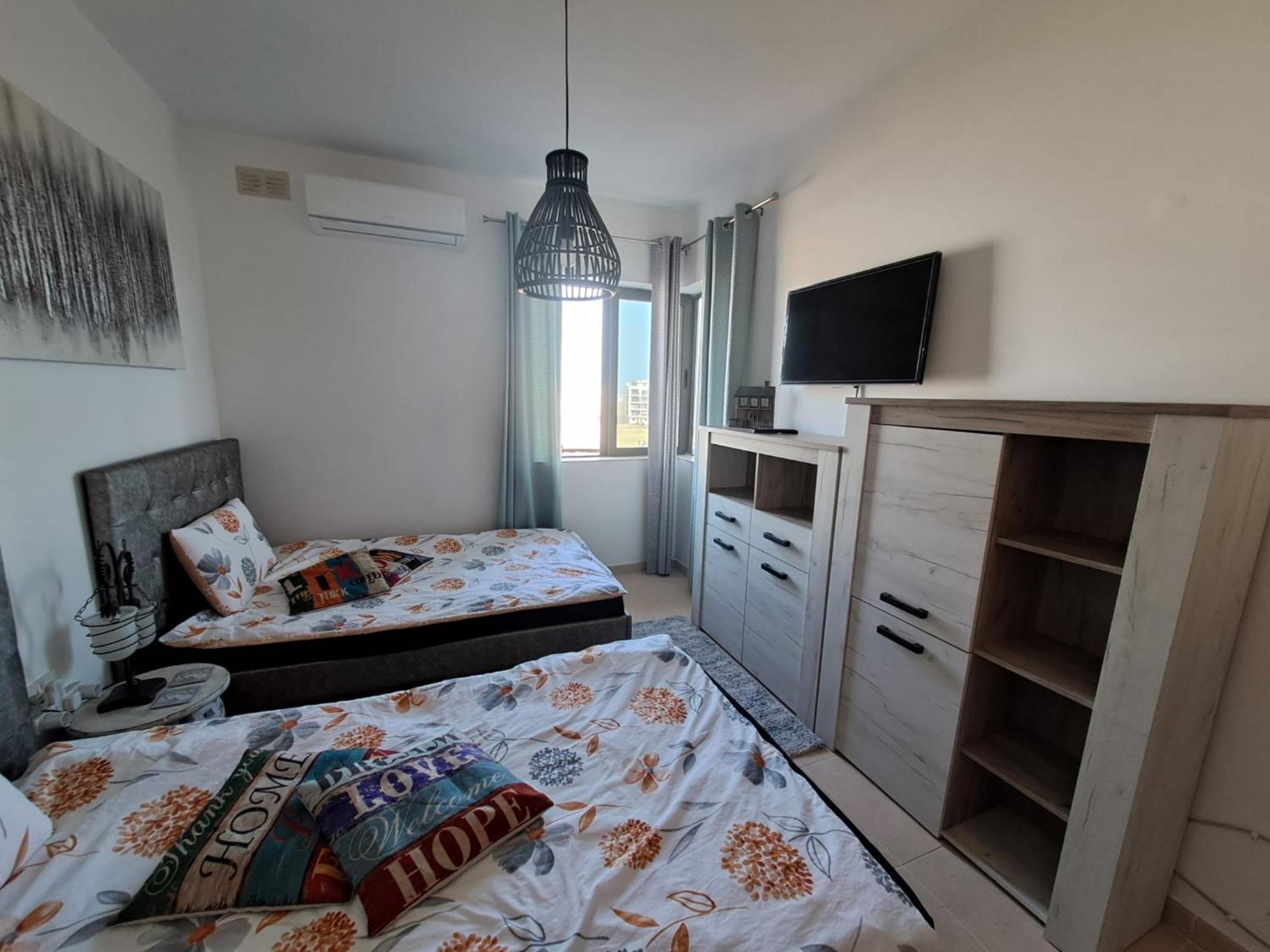 Sunshine Court Budget St. Paul's Bay Luaran gambar